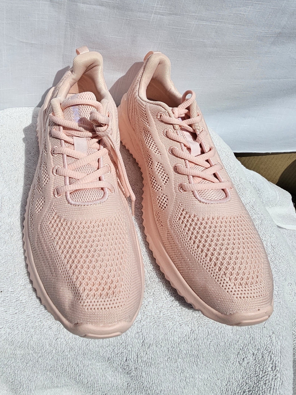 AKK fashionable Women’s Lightweight Pink Knit Sneakers Breathable Sz 41/ 19.5 US